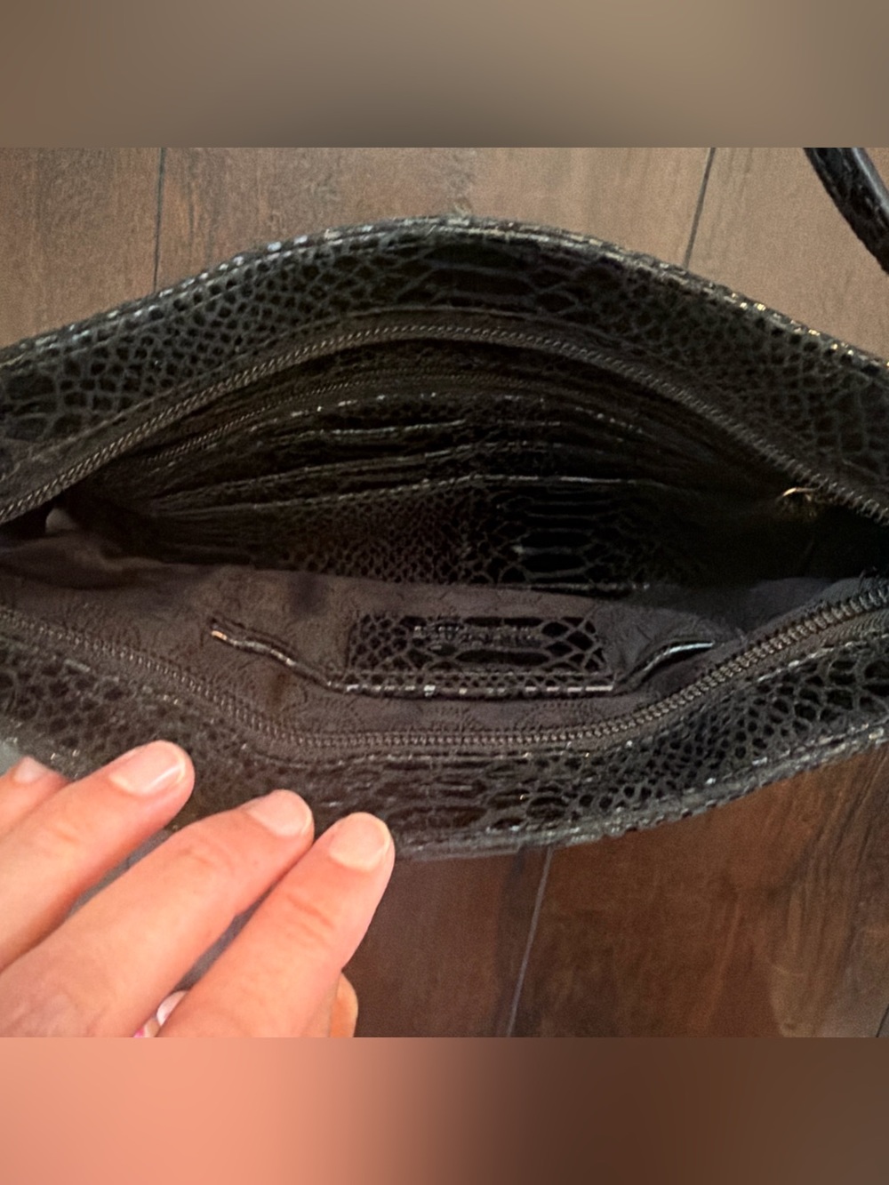 Michael Kors Black Snake-Embossed Shoulder Bag with Gold Plaque - Picture 5 of 8